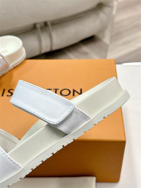 20251128184536263 200